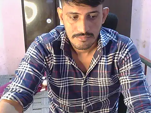 دردشة HotXKrish الجنسية المباشرة