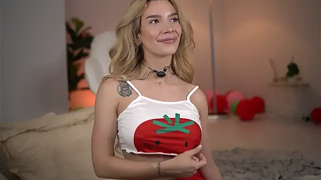 Chat +18 de SvveetLuna ao vivo