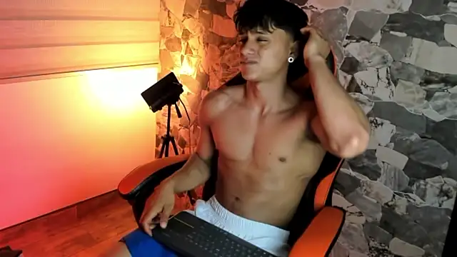 ZYZZ1312 라이브 XXX 채팅