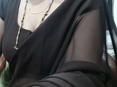 Chat +18 de sunitha-3 ao vivo