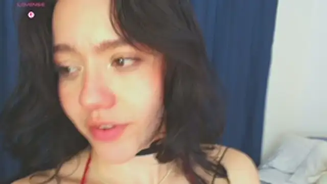 Itsliaan Live XXX chat