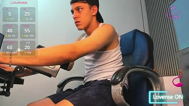Ethanx18_ Chat XXX live