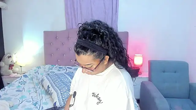Chatroom XXX en direct de Latinabombsheell