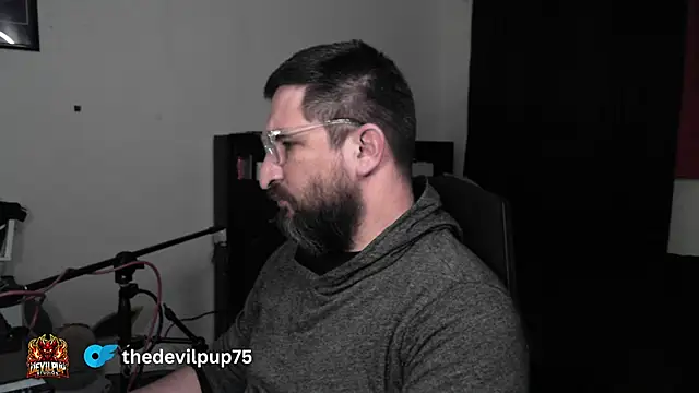 DevilPup75_: онлайн-секс-чат