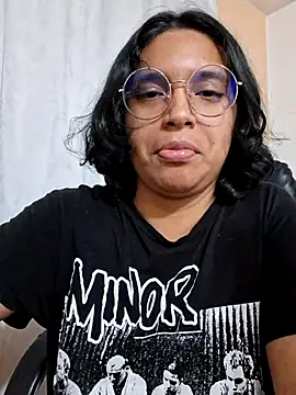 Chat XXX ao vivo de Emmaa_Lexx