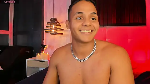 Alex_KrizのライブXXXチャット