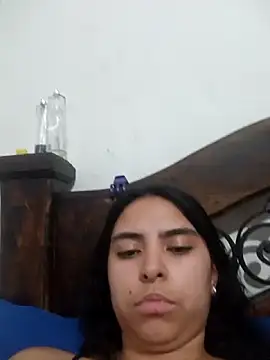Chat +18 de Amaranthaa_222 ao vivo