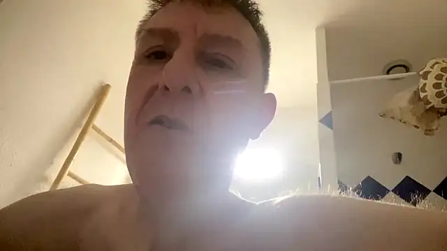 Titeuf_83: онлайн-секс-чат