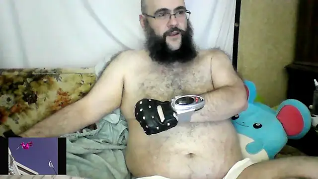 BriTheTopBear's Live XXX Chat