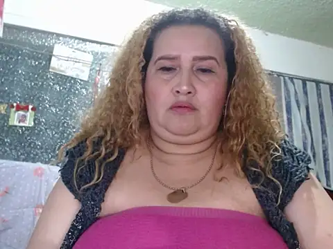 Chat XXX ao vivo de Perla1981--