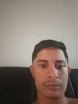 wickedboy_twin1n Live XXX chat