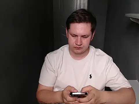 Онлайн чат XXX Max_Marlyn