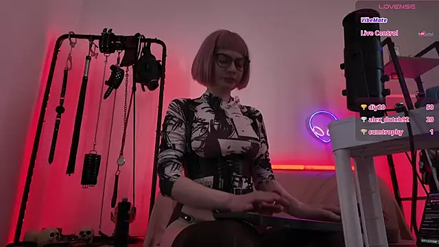 CyberXGoddess: онлайн-секс-чат