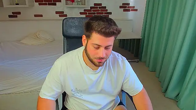 DaxGreer live XXX chat