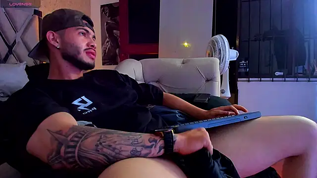 Vincentblackn Live XXX chat