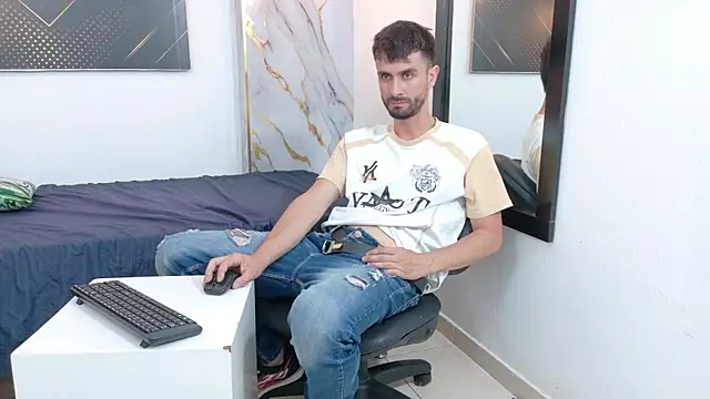 Živý XXX chat KingOfTemptation