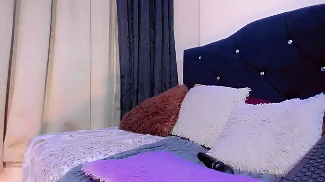 lesly_xx XXX чат на живо