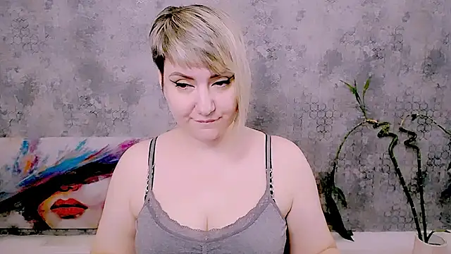 Djullia Live XXX-Chat