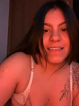 Chat +18 de SmokyDee ao vivo