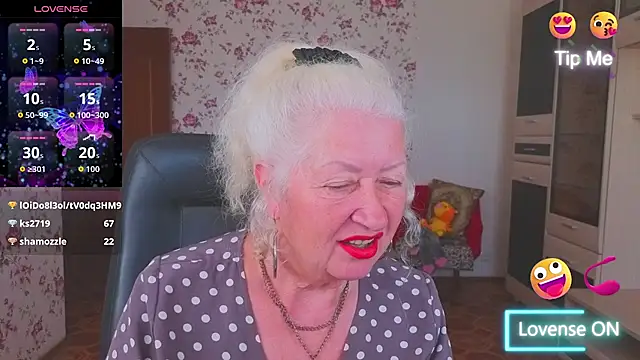 Maya_Mayflower's Live XXX Chat