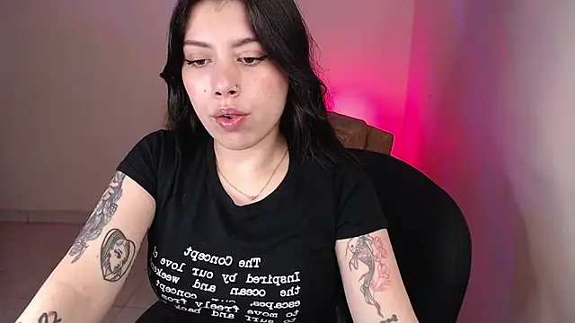 iam_emy's Live XXX Chat