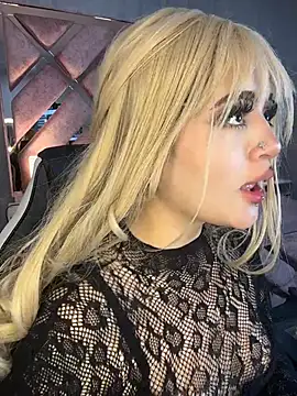 lya_nekko_'s Live XXX Chat