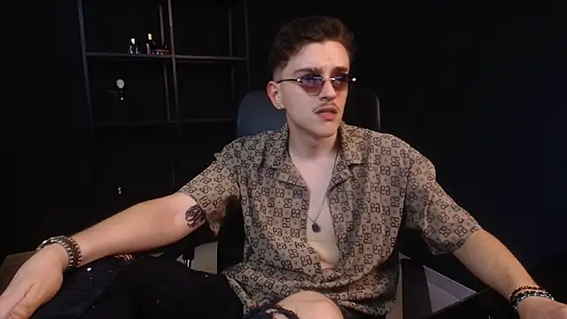 FelixStarkkのライブXXXチャット