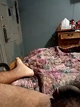 fuckbud111 Шоу с уебкамера