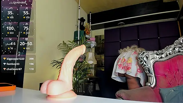 spicyxmilf – Naživo XXX chat