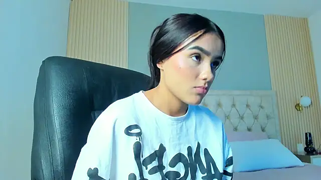 stefani_condya's Live XXX Chat