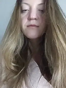 Chat +18 de KattyLuuu ao vivo