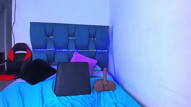 crazybaby_squirt Adlı Modelin Canlı XXX Sohbeti