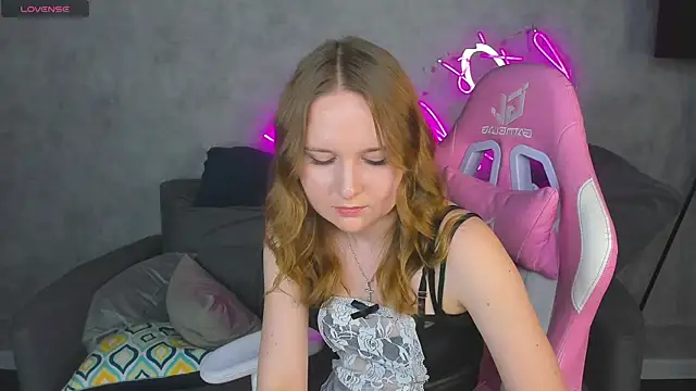 Онлайн чат XXX Emmaa_Kimm