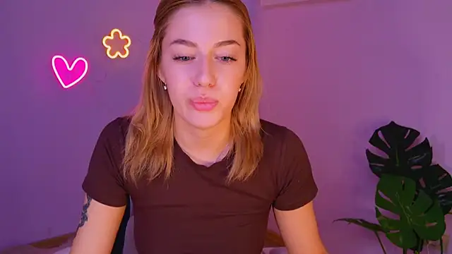 AmeliaCarterr Adlı Modelin Canlı XXX Sohbeti