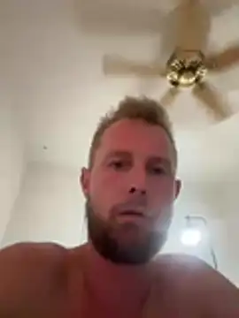 Chat XXX en directo de boysfirsttime
