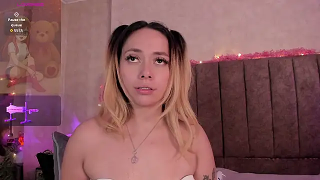 Živý XXX chat LanaMills_