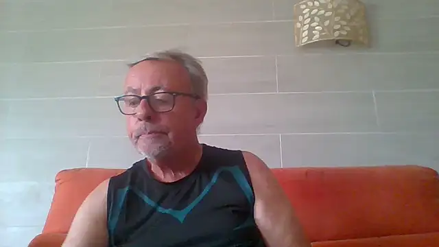 Chat +18 de tuggy59 ao vivo