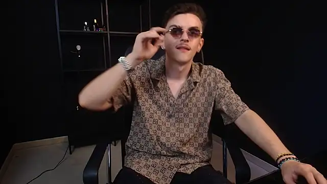 XXX chat uživo modela FelixStarkk