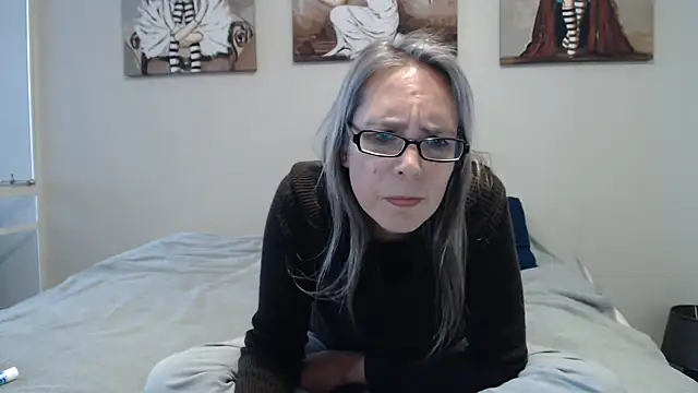 blondiesin50's Live XXX Chat