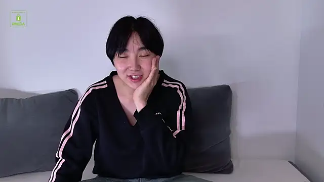 XXX chat uživo modela HeejinWang