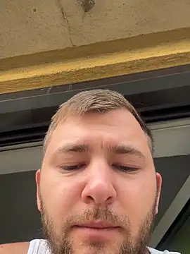BLue_eyed_Bully's Live XXX Chat