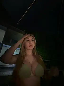 tinker_exotic_1 Adlı Modelin Canlı XXX Sohbeti