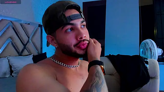 Chatroom XXX en direct de Vincentblack