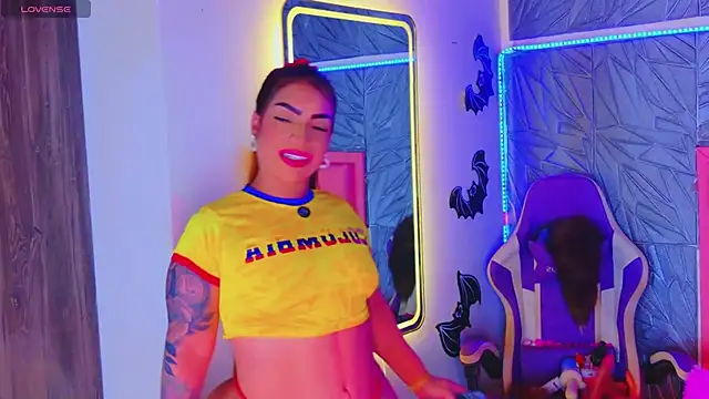 macasweet's Live XXX Chat