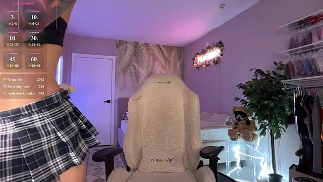 Break-me-Shake-me's Live XXX Chat