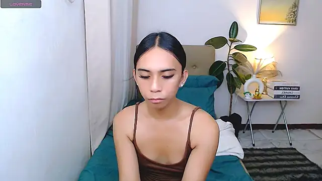 scarlet_smith7 Adlı Modelin Canlı XXX Sohbeti