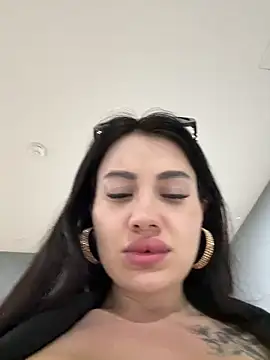 Wet__Bunny's Live XXX Chat