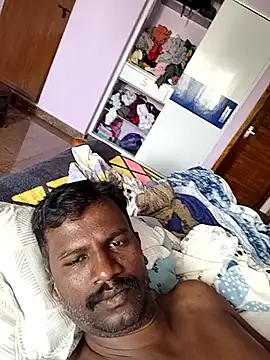 Paramkeerthi's Live XXX Chat