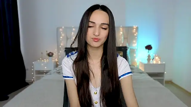 Kitty_mi1a – Live XXX-chat