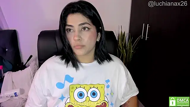 צ'אט XXX בשידור חי של lucy26_